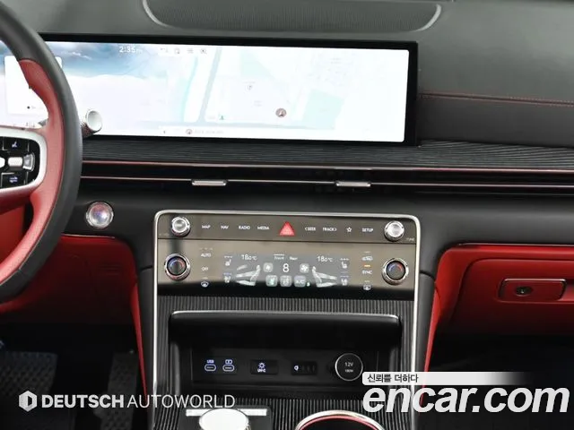 Genesis GV80 — Фото автомобиля 14