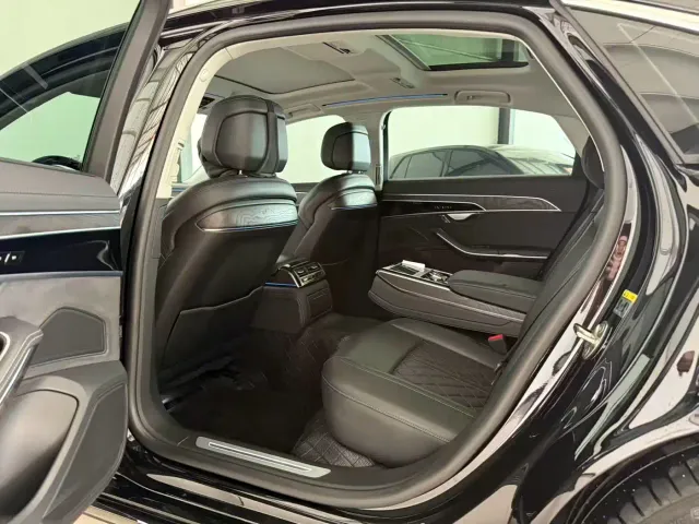 Audi A8 — Фото автомобиля 8
