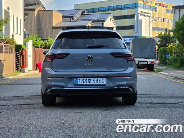 Volkswagen Golf Golf 8 поколение 2.0 TDI Prestige — Фото автомобиля 5