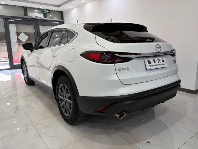 Mazda CX-4 — Фото автомобиля 16