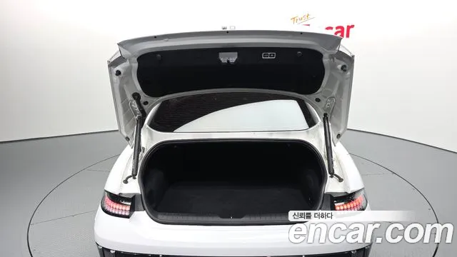 Hyundai Ioniq 6 — Фото автомобиля 26