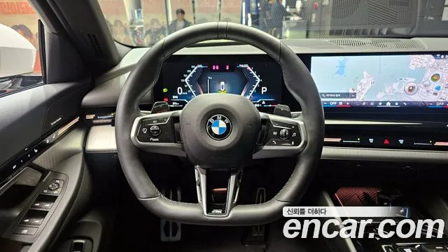 BMW 5 Series G60 — Фото автомобиля 13