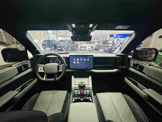 BYD FangChengBao Leopard 5 — Фото автомобиля 15
