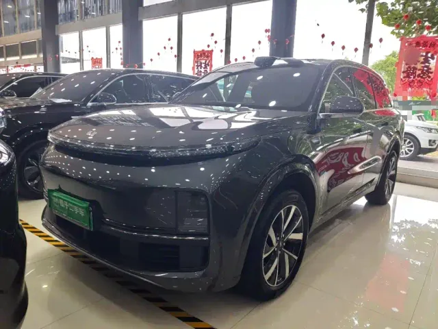 Фотография автомобиля — Li Auto L8
