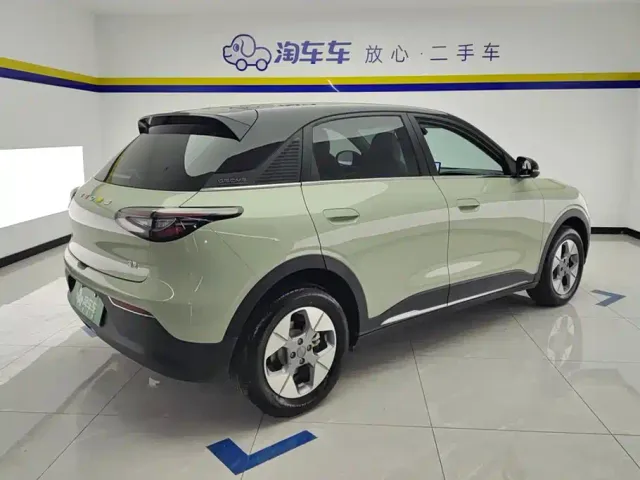 Geely Starry Wish — Фото автомобиля 3