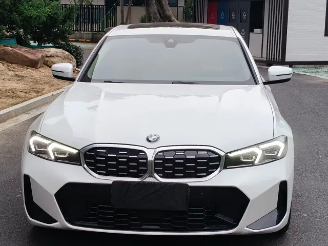 BMW 3 Series — Фото автомобиля 2