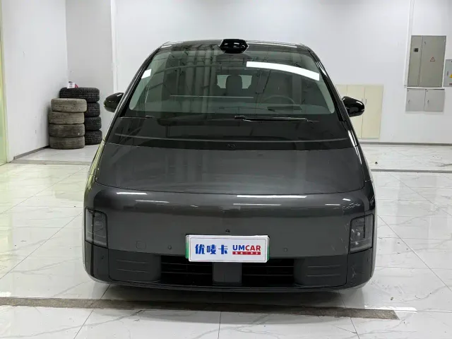 Li Auto MEGA — Фото автомобиля 2