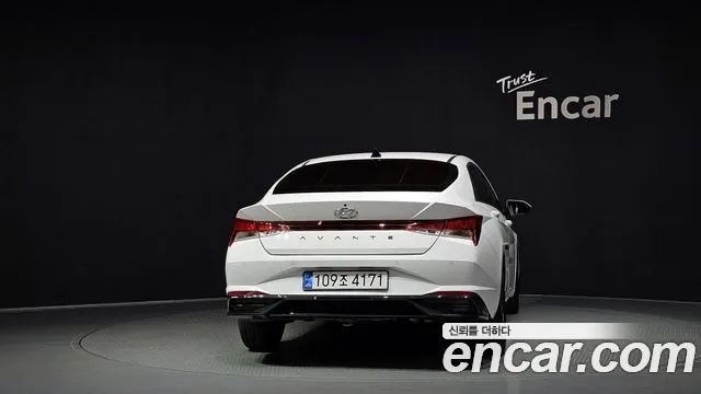 Hyundai AVANTE Avante (CN7) — Фото автомобиля 4