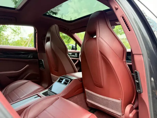 Porsche Panamera — Фото автомобиля 20