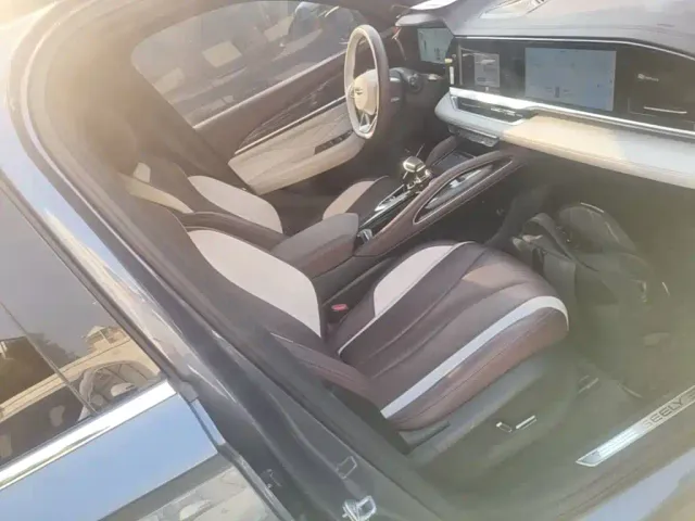 Geely Xingyue L — Фото автомобиля 24