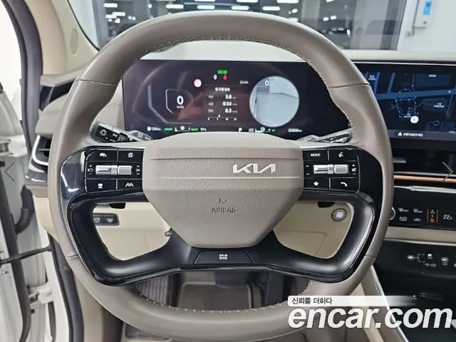 Kia Carnival — Фото автомобиля 9