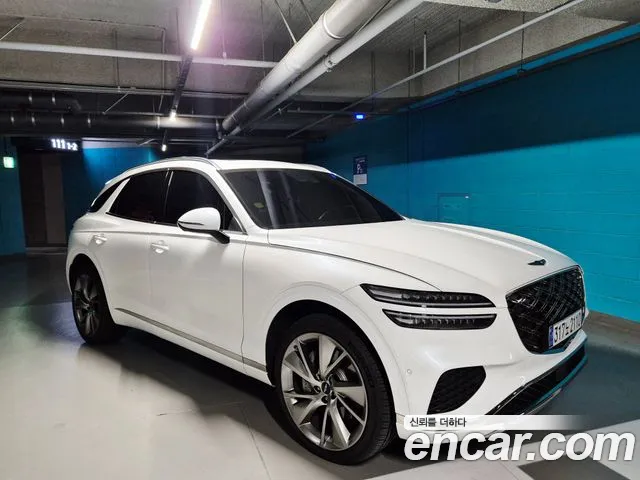 Фотография автомобиля — Genesis GV70