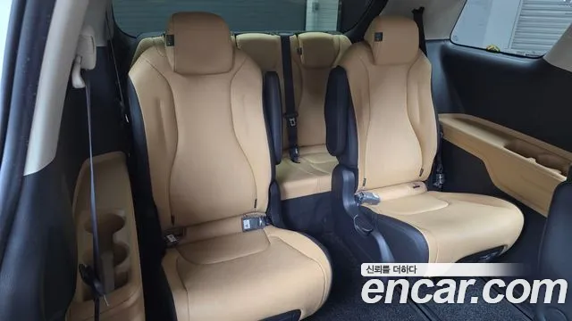 Kia Carnival 4th Gen — Фото автомобиля 18