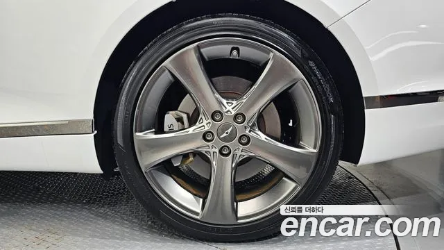 Genesis G80 RG3 — Фото автомобиля 6