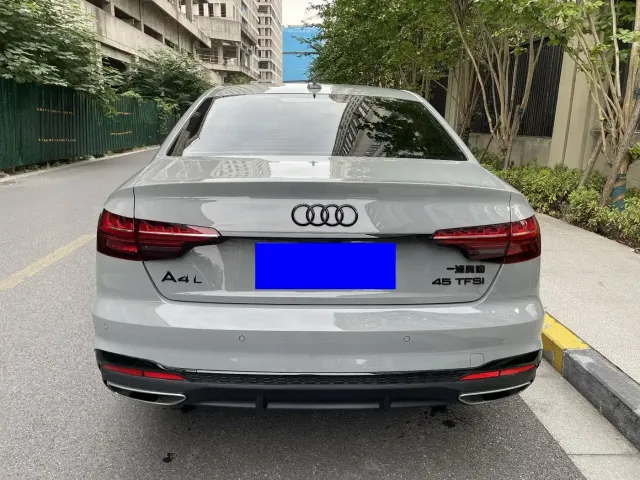 Audi Audi A4L 2024 40 TFSI Luxury Dynamic — Фото автомобиля 11