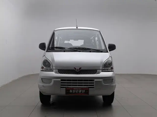 Wuling Rongguang — Фото автомобиля 3