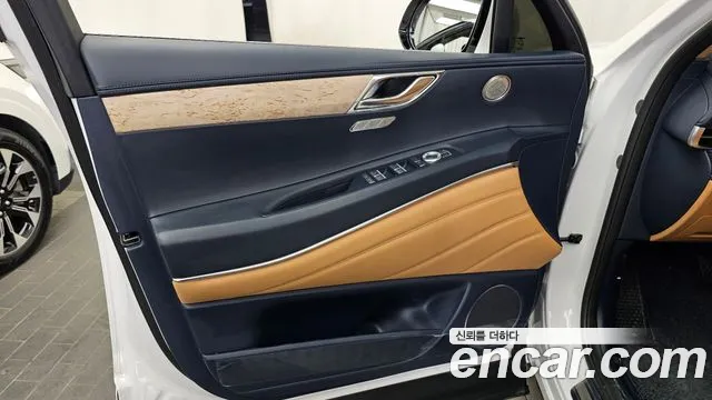 Genesis GV80 2.5T Бензин AWD — Фото автомобиля 21