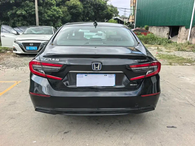 Honda Accord — Фото автомобиля 5
