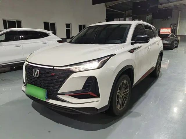 Фотография автомобиля — Changan CS75 Plus