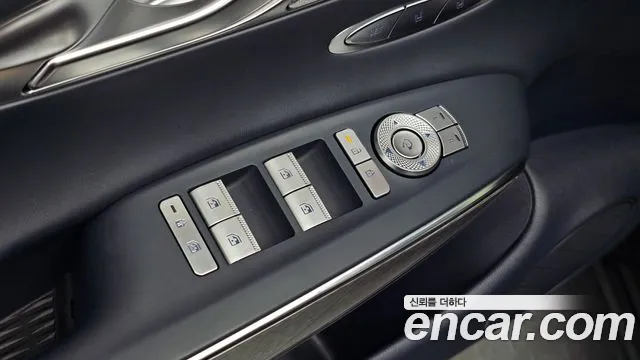 Genesis GV70 2.5T Бензин 2WD — Фото автомобиля 26