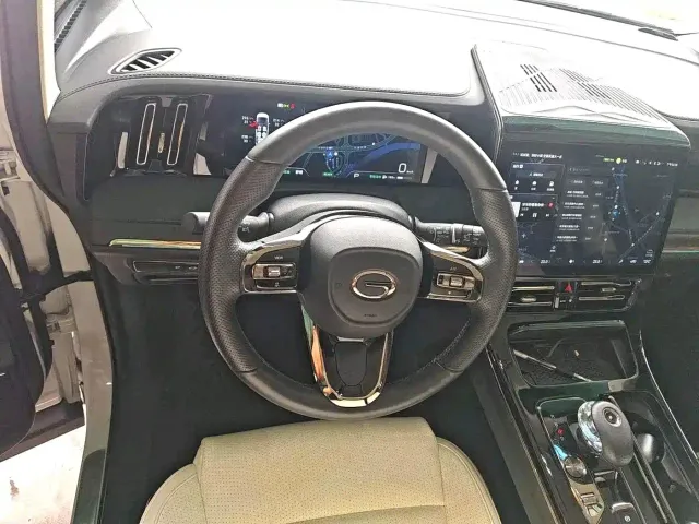 GAC Trumpchi E9 — Фото автомобиля 6