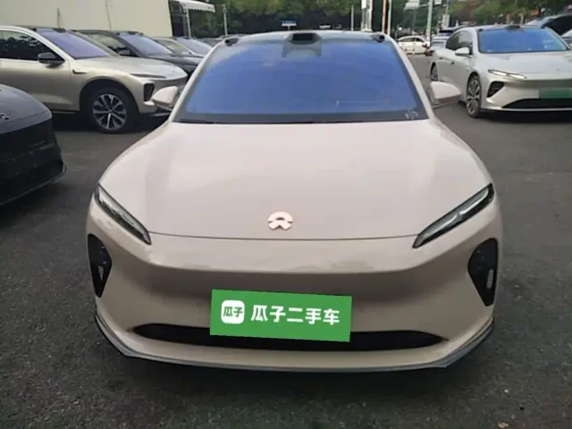 Nio ET5 — Фото автомобиля 2