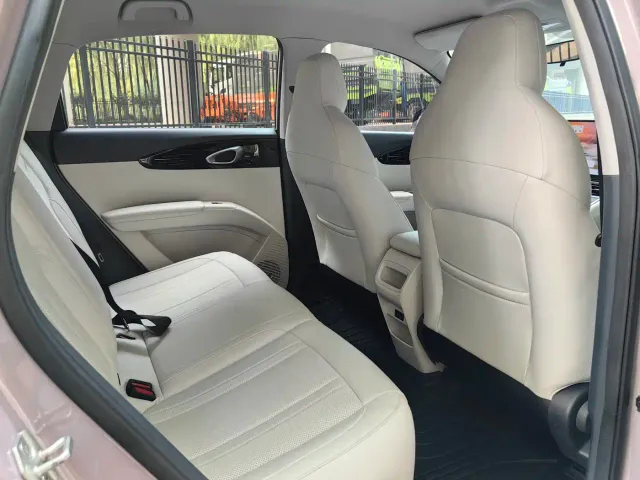 Geely Starry Wish — Фото автомобиля 5