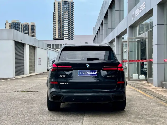 BMW X5 — Фото автомобиля 5