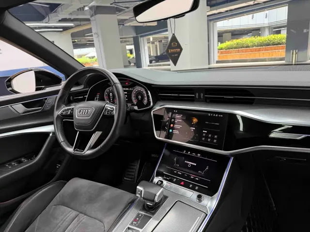 Audi A6L — Фото автомобиля 24