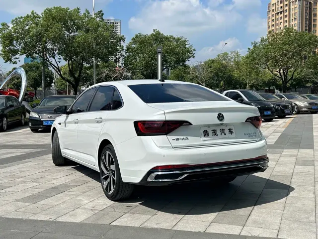 Volkswagen Sagitar — Фото автомобиля 6