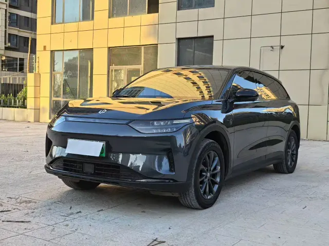 Фотография автомобиля — Leapmotor C11