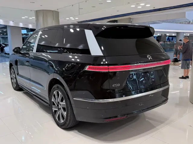 Nio ES9 — Фото автомобиля 6