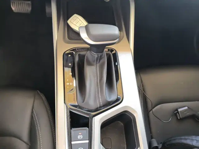 Geely Emgrand — Фото автомобиля 13
