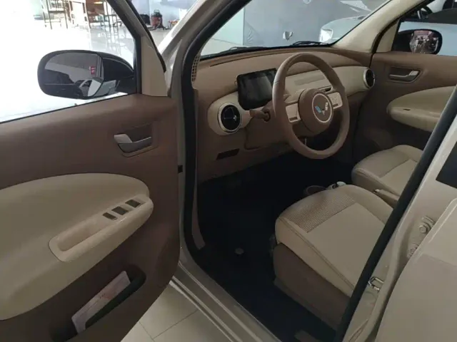 Wuling Hongguang Mini EV — Фото автомобиля 15