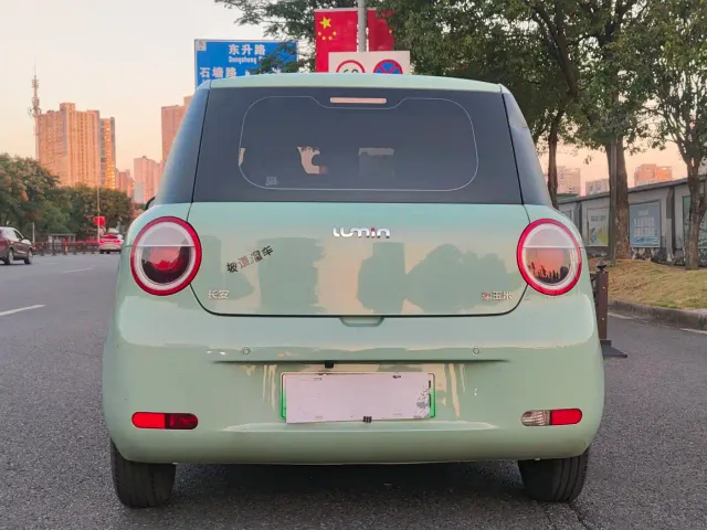 Changan Lumin — Фото автомобиля 5