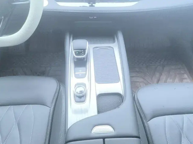 Chery Arrizo 8 — Фото автомобиля 16