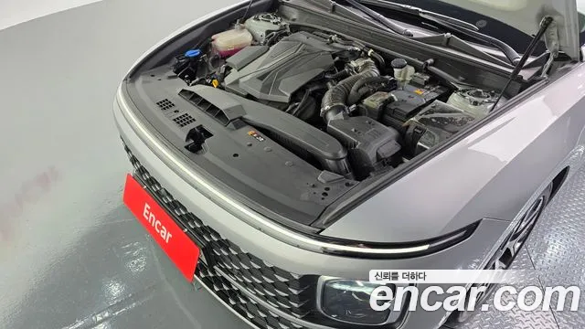 Hyundai Grandeur GN7 — Фото автомобиля 9