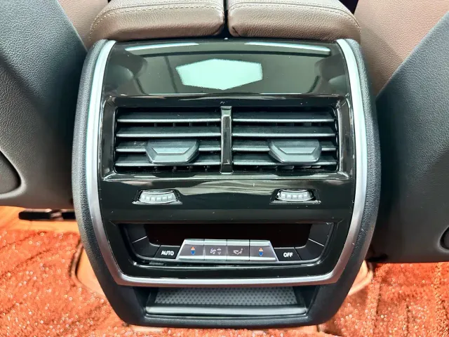 BMW X5 — Фото автомобиля 30