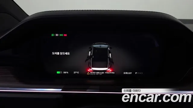 Tesla Model X — Фото автомобиля 30