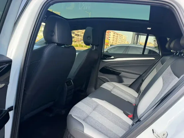 Volkswagen ID.4 Crozz — Фото автомобиля 5