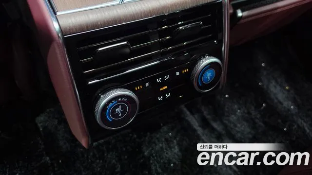 Land Rover Range Rover — Фото автомобиля 14