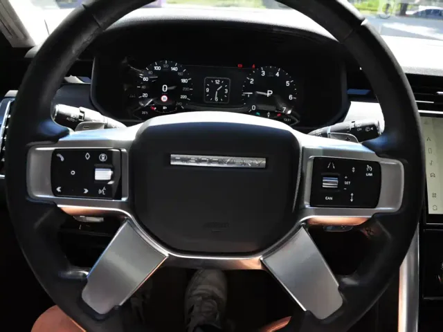 Land Rover Discovery — Фото автомобиля 18