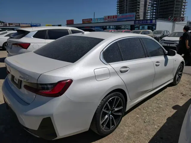 BMW 3 Series — Фото автомобиля 7