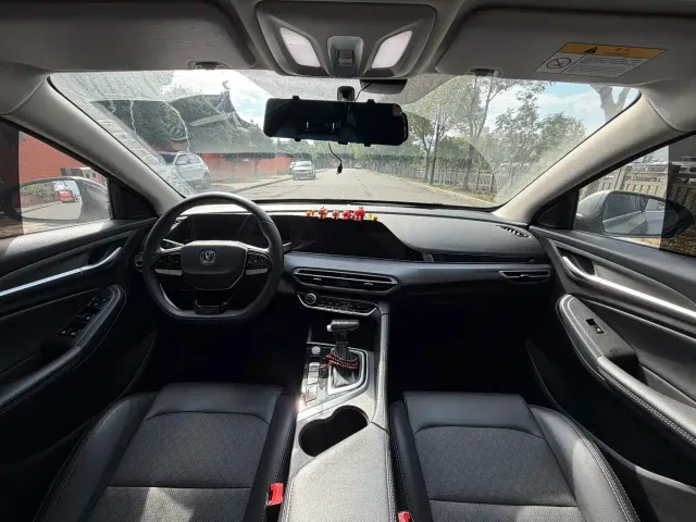 Changan Eado — Фото автомобиля 5
