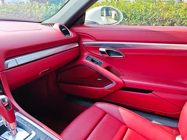 Porsche 718 — Фото автомобиля 13