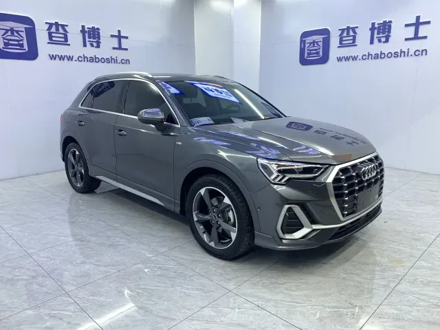 Audi Q3 — Фото автомобиля 3
