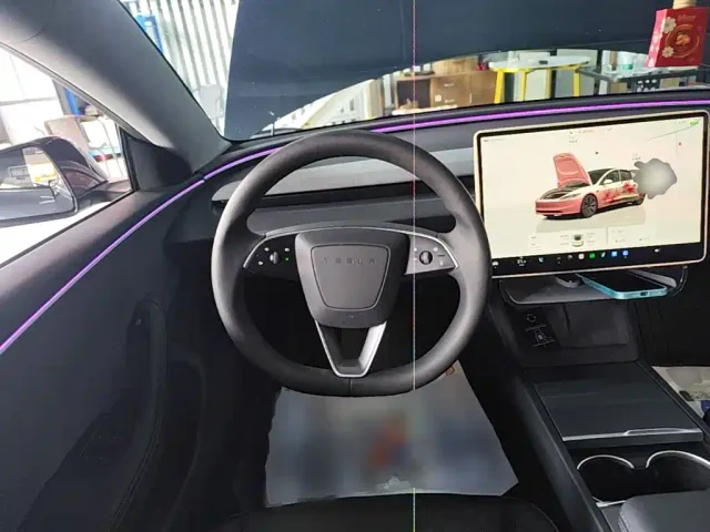Tesla Model 3 2023 Rear-Wheel Drive — Фото автомобиля 10