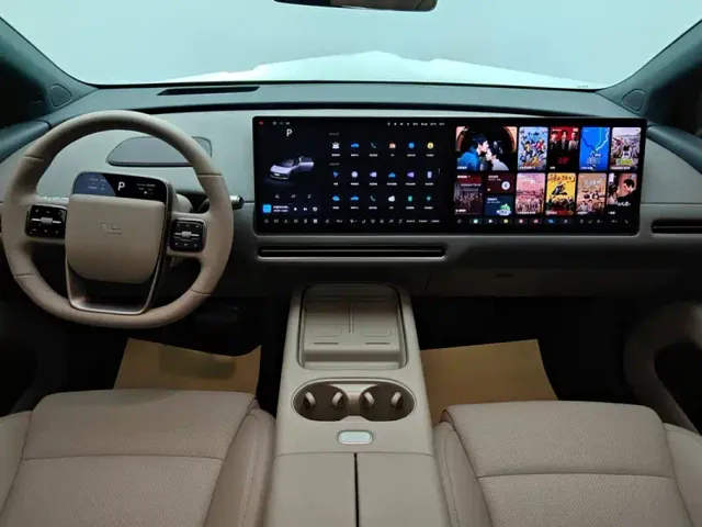 Li Auto i6 — Фото автомобиля 12