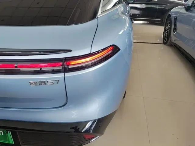 Forthing Xinghai S7 — Фото автомобиля 7