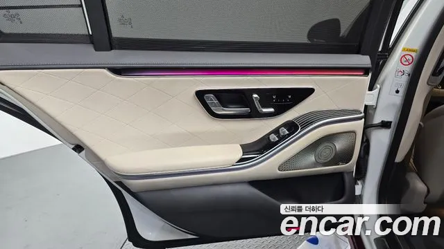 Mercedes-Benz S-Class — Фото автомобиля 20